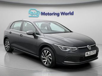 Volkswagen Golf STYLE TSI DSG