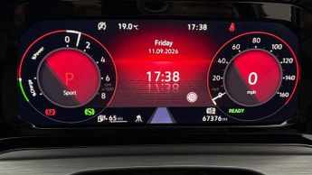 Volkswagen Golf STYLE TSI DSG