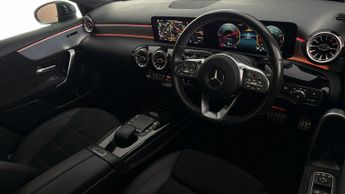 Mercedes-Benz A Class A 180 AMG LINE PREMIUM
