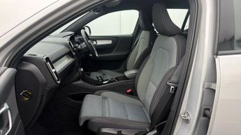 Volvo XC40 RECHARGE T4 PLUS