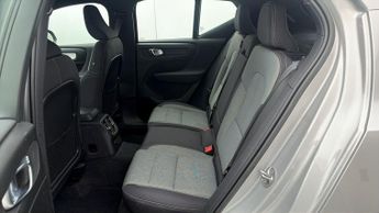 Volvo XC40 RECHARGE T4 PLUS