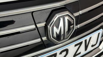 MG MG5 EXCLUSIVE