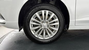 MG MG5 EXCLUSIVE