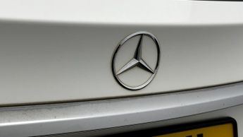 Mercedes-Benz GLA GLA 180 AMG LINE EDITION