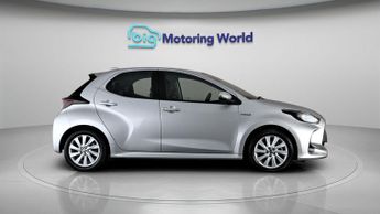 Toyota Yaris ICON