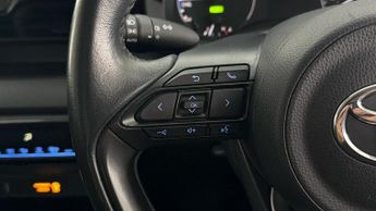 Toyota Yaris ICON