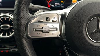 Mercedes-Benz CLA CLA 200 AMG LINE PREMIUM PLUS