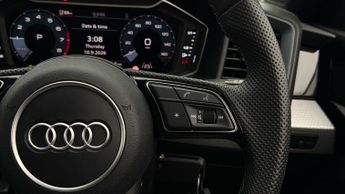 Audi A1 SPORTBACK TFSI S LINE