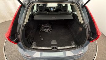 Volvo XC60 RECHARGE T6 PLUS AWD