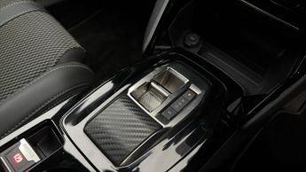 Peugeot 2008 PURETECH EAT8 S/S GT