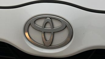 Toyota Yaris ICON