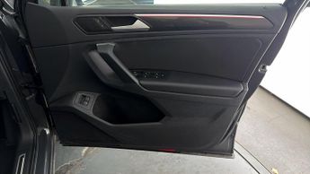 Volkswagen Tiguan ELEGANCE TSI DSG