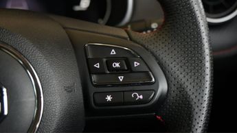 MG MG ZS TROPHY CONNECT