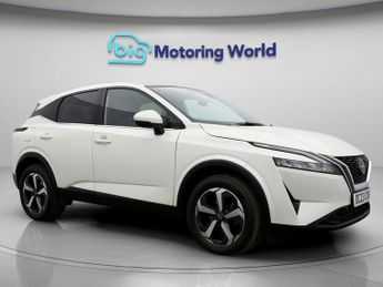 Nissan Qashqai DIG-T N-CONNECTA DCT