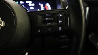 Nissan Qashqai DIG-T N-CONNECTA DCT