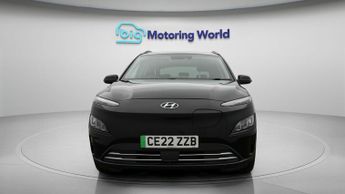 Hyundai KONA PREMIUM