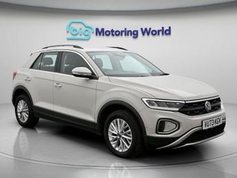Volkswagen T-Roc LIFE TSI DSG