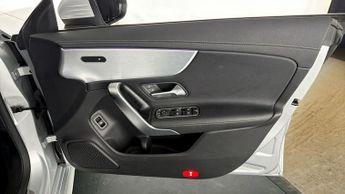 Mercedes-Benz CLA CLA 250 E AMG LINE PREMIUM PLUS