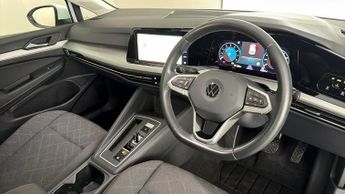 Volkswagen Golf LIFE ETSI DSG