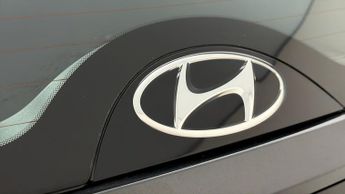 Hyundai TUCSON T-GDI SE CONNECT DCT