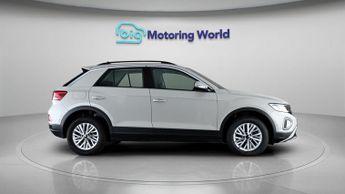 Volkswagen T-Roc LIFE TSI DSG
