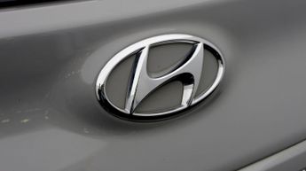 Hyundai KONA PREMIUM