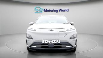 Hyundai KONA PREMIUM