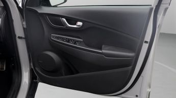 Hyundai KONA PREMIUM