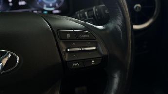 Hyundai KONA PREMIUM
