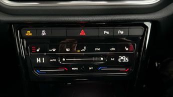 Volkswagen T-Roc R-LINE TSI DSG