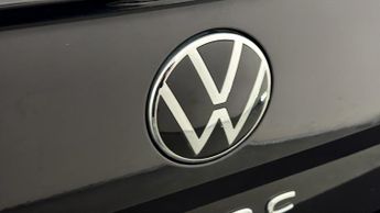 Volkswagen T-Roc R-LINE TSI DSG