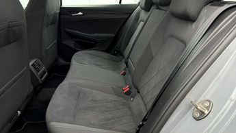 Volkswagen Golf STYLE TDI DSG
