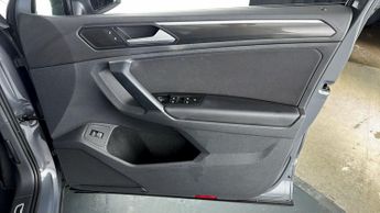 Volkswagen Tiguan ELEGANCE TSI DSG