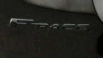 Jaguar F-PACE R-DYNAMIC SE