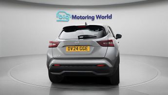 Nissan Juke DIG-T N-CONNECTA DCT