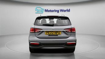 MG MG5 EXCLUSIVE