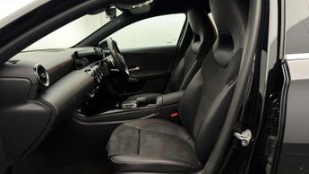 Mercedes-Benz A Class A 180 AMG LINE EXECUTIVE