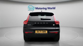 Volvo XC40 RECHARGE T5 R-DESIGN PRO