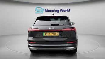 Audi e-tron QUATTRO SPORT