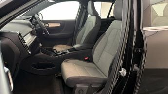Volvo XC40 RECHARGE T4 CORE