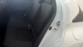 Toyota Yaris ICON
