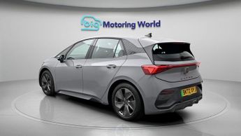 CUPRA Born V1