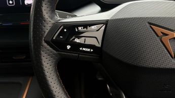CUPRA Born V1