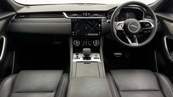 Jaguar F-PACE R-DYNAMIC HSE BLACK