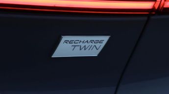 Volvo C40 RECHARGE PRO TWIN AWD