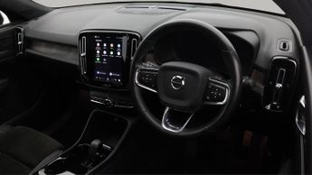 Volvo C40 RECHARGE PRO TWIN AWD
