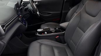 Hyundai IONIQ PREMIUM SE