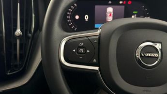 Volvo XC60 RECHARGE T6 CORE AWD