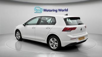 Volkswagen Golf LIFE ETSI DSG