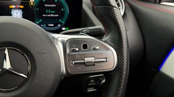 Mercedes-Benz EQA EQA 300 4MATIC AMG LINE